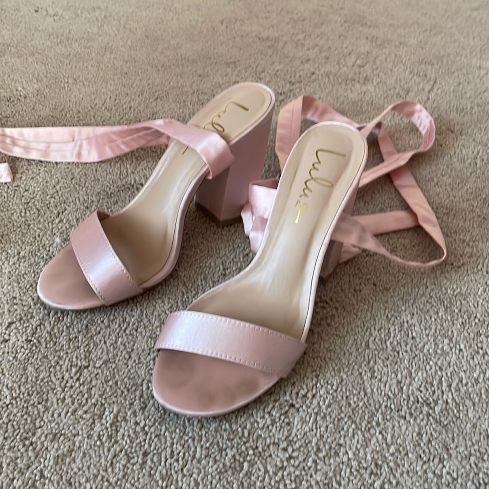 LULUS ALTA BLUSH SATIN HEELS - Size 6.5